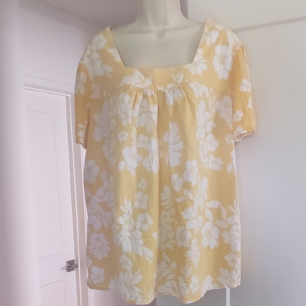 Floral Yellow and White Women's Top